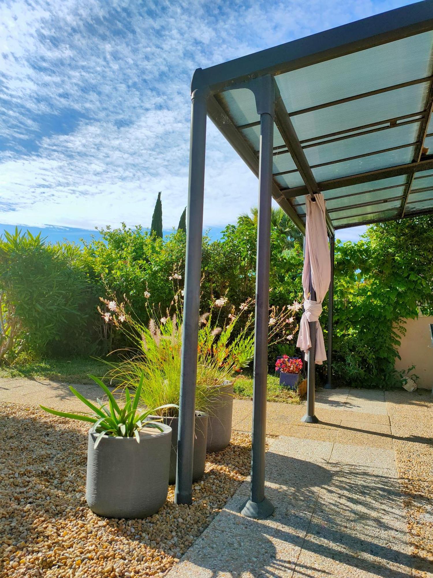 Le Mazet Sooksabai, Confort, Charme Et Decouverte En Petite Camargue Saint-Laurent-dʼAigouze 外观 照片